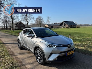 Toyota C-HR 1.2 Executive | Trekhaak | Camera | Stoel- & Stuurverwarming