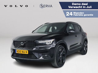 Volvo XC40 B4 Plus Black Edition | Panoramadak | 360° camera | Harman Kardon | Stoel- en Stuurverwarming | Trekhaak