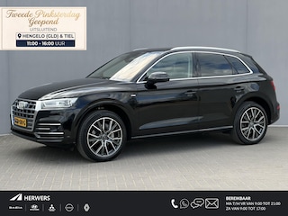 Audi Q5 50 TFSI e quattro S edition / Elektrisch wegklapbare trekhaak (1750 KG) / Achteruitrijcamera / Stoelverwarming / Navigatie / Adaptieve cruise control