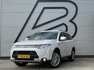 Mitsubishi Outlander 2.0 PHEV Business Edition X-Line Navi|Camera|Clima|Cruise|Trekhaak|N.A.P|APK tot 12-2026