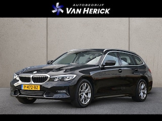 BMW 3-serie Touring 318i Sportline | Navigatie | Sportstoelen | Live Cockpit