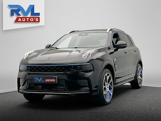Lynk & Co 01 1.5 261PK Plug-in Hybrid *ZWARTE HEMEL* 360° Camera Pano/dak Apple/Carplay Adaptive/Cruise
