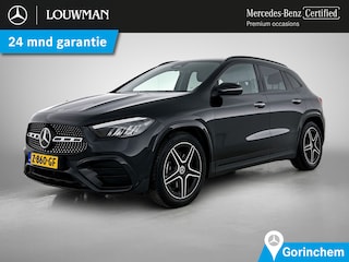 Mercedes-Benz GLA 180 Star Edition AMG Styling | NIght pakket | Trekhaak wegklapbaar | Sfeerverlichtin Inclusief 24 maanden MB Certified garantie voor Europa.