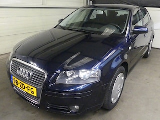 Audi A3 Sportback 1.4 TFSI Attraction Business - Trekhaak - Cruise Control