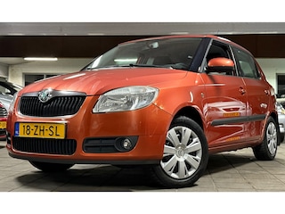 Skoda Fabia 1.6-16V Ambiente|NAP|NweAPK|Automaat|LPG G3|5Deurs|Airco|Elekramen|