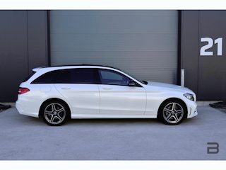 Mercedes-Benz C-klasse Estate 400 4MATIC AMG Line / Panoramadak / Memory stoelen / Night Pakket / Burmester Surround