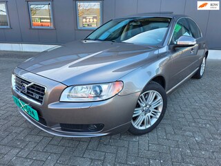 Volvo S80 4.4 AWD Summum, netto € 14.900, bijtelvriendelijk!