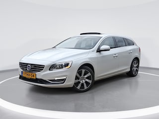 Volvo V60 2.4 D6 AWD Plug-In Hybrid Summum SCHUIFDAK|NW HV ACCU + AIRCOPOMP| 18613 / 4857 VEILING+OPENLANE