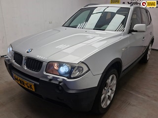 BMW X3 3.0i Executive AUTOMAAT ! 4 X 4 ! RIJD PERFECT !