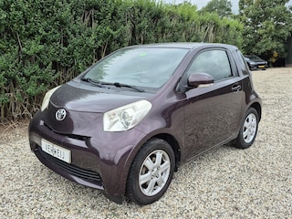 Toyota iQ 1.0 VVT-i 68pk | Airco | Elek. Pakket | CV | LM Velgen