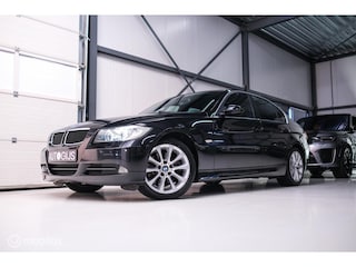 BMW 330i Executive 258 pk | Xenon | Leder | Navigatie | Automaat | PDC | e90 | youngtimer |