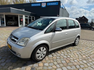 Opel Meriva 1.8-16V Cosmo
