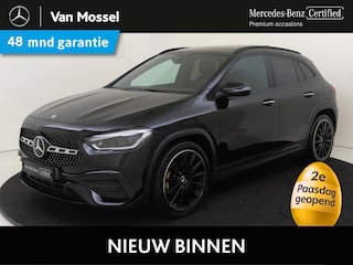 Mercedes-Benz GLA 200 AMG Line / Panoramadak/ 20 inch/ Night/ Sfeerverlichting