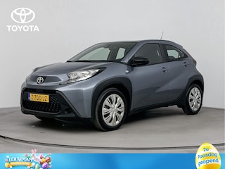 Toyota Aygo 1.0 VVT-i MT Play | NL-Auto | Dealeronderhouden | 1E Eig |