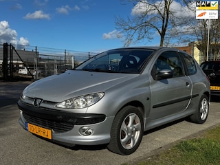 Peugeot 206 1.6-16V XS Premium