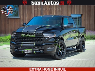 Dodge Ram Limited Night High Output 540HP 706Nm | Massage + Full Option | De Meest Luxe en Volle Pick-Up in zijn Klasse | Comfortabele Dubbele Cabine met Royale 5 Zitplaatsen | BPM vrij | Nu Leverbaar uit Voorraad | Voorraad Nr 2300 - 7689