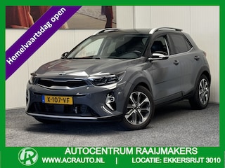 Kia Stonic 1.0 T-GDi MHEV DYNAMIC PLUS LINE NAVIGATIE ADAPTIVE CRUISE CONTROL CLIMATE CONTROL BLUETOOTH TELEFOON DODEHOEKSENSOREN ACHTERUITRIJCAMERA KEYLESS GO TREKHAAK ZEER MOOI !! 3010