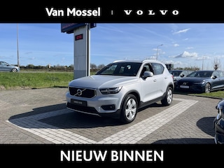 Volvo XC40 T2 Momentum Pro | Parkeercamera | Keyless Entry | Handgeschakeld |