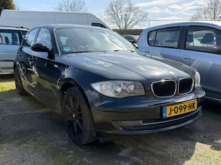 BMW 118I 143pk Executive ECC/navi/PDC/schuifdak/trekhaak 5-deurs