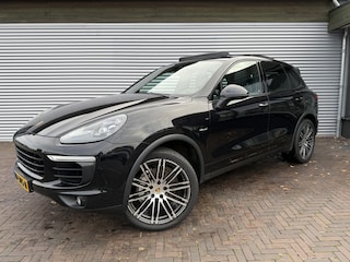 Porsche Cayenne 4.2 D S panoramadak