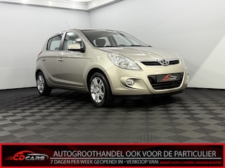 Hyundai i20 1.2i i-Motion Airco, Lichtmetalen, Mistlamp, Radio