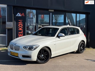BMW 118i Business+ | Pano | Cruise | Airco | Stoelver.