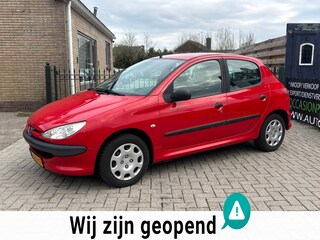 Peugeot 206 1.1 XR | leuke auto die goed rijd en schakelt | nieuwe apk keuring bij levering !