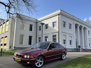 BMW 6-serie 528 i CIL E39 SLECHTS 8.000 KM P/JR !