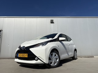 Toyota Aygo 1.0 VVT-i x-play | Achteruitrij camera