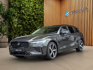 Volvo V60 2.0 T6 Plug-in hybrid AWD Plus Dark | HEICO | Trekhaak | Camera | Adaptive Cruise | Climate Pack