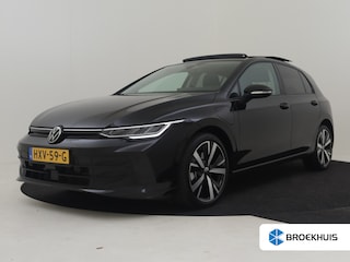 Volkswagen Golf 1.5 eHybrid Life Edition 204Pk DSG/AUTO | Glazen panorama-dak | Achteruitrijcamera | Apple carplay Android auto | DAB | Parkeer  assistent |18"LMV
