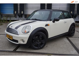 Mini Cooper 1.6 * Airco * Parrot * LM Velgen *