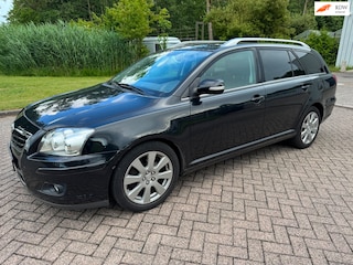 Toyota Avensis Wagon 2.0 VVTi Luna Business LEDER STOELVERWARMING CLIMA NAVI CRUISE