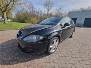 Seat Leon 1.2 TSI Ecomotive Businessline COPA CRUISE NAVI PARKEERSENSOREN