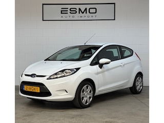 Ford Fiesta 1.25 Limited Airco Nieuwe APK Zomer+winterbanden
