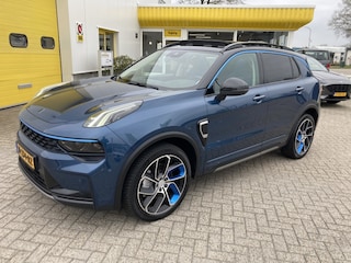 Lynk & Co 01 1.5 Panoramadak Camera Navigatiesysteem