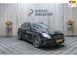 Mercedes-Benz GLA 180 Automaat/Night/Carplay/Pdc