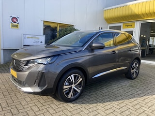 Peugeot 3008 1.2 PureT. Automaat Navigatie Nieuw model