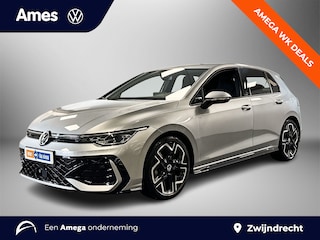 Volkswagen Golf 1.5 150pk eTSI R-Line Edition Dodehoeksensoren | Achteruitrijcamera | Stoelverwarming