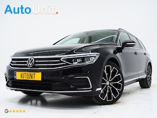 Volkswagen Passat Variant 1.4 TSI PHEV GTE | Panoramadak | Massage | Camera | Virtual | Keyless | Adaptive Cruise | Carplay