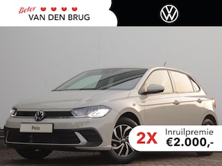 Volkswagen Polo Life Edition 1.0 TSI 70 kW / 95 PK Hatchback 5 ver Camera | LED | Parkeersensoren | 15 inch LMV |