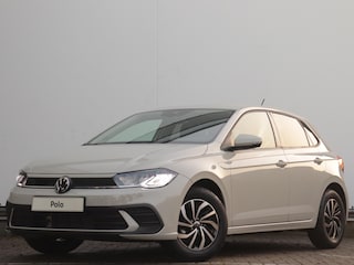 Volkswagen Polo Life Edition 1.0 TSI 70 kW / 95 PK Hatchback 5 ver Camera | LED | Parkeersensoren | 15 inch LMV |