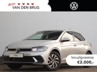 Volkswagen Polo Life Edition 1.0 TSI 70 kW / 95 PK Hatchback 5 ver Camera | LED | Parkeersensoren | 15 inch LMV |