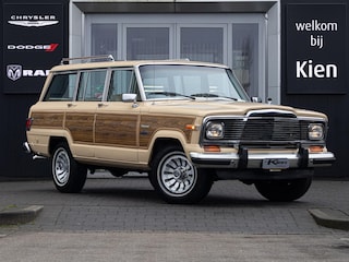 Jeep Wagoneer 5.9 V8 Limited Wagon