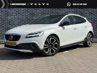 Volvo V40 1.5 T3 Polar+ Luxury | Navigatie | Panoramadak | Achteruitrijcamera | Lederen Bekleding | Parkeerverwarming | LED Koplampen | Lichtmetalen Velgen | Stoelverwarming | Keyless Entry