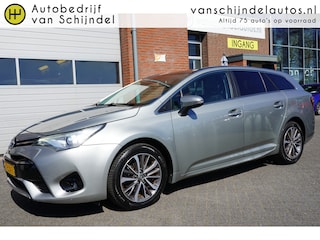Toyota Avensis Touring Sports 1.8 VVT-I 147PK AUTOMAAT EXECUTIVE BUSINESS PANORAMADAK TREKHAAK CAMERA LEDER-ALCANTARA STOELVERWARMING NAVI ECC AIRCO CRUISECONTROL XENON-LED ENZ...