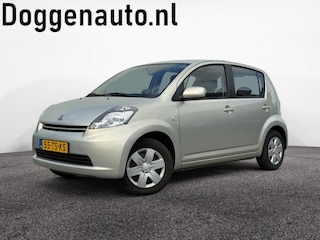 Daihatsu Sirion 2 1.3-16V Comfort Airco NAP Centrale vergrendeling
