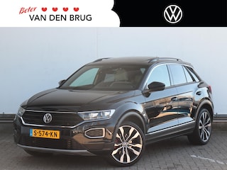 Volkswagen T-Roc 2.0 TSI 190pk 4Motion Sport | Panoramadak | Leer | Trekhaak | Camera | Elek. klep | Stoelverwarming |