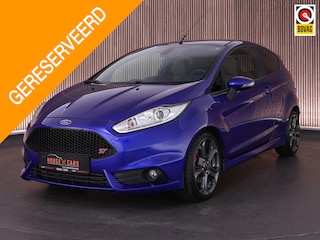 Ford Fiesta ST-2 1.6 182pk STYLE PACK |bluetooth|climate control|cruise control|parkeercamera|navigatie|voorruit & achterruitverwarming|stoelverwarming|