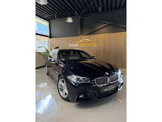 BMW 5-serie Touring 528i High Executive Beige Leer Head Up Panorama Navigatie M sport